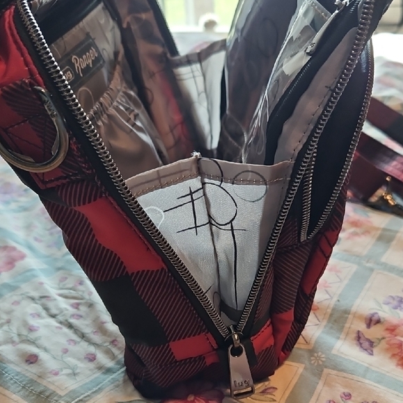 Lug Ranger Crossbody - Picture 8 of 8